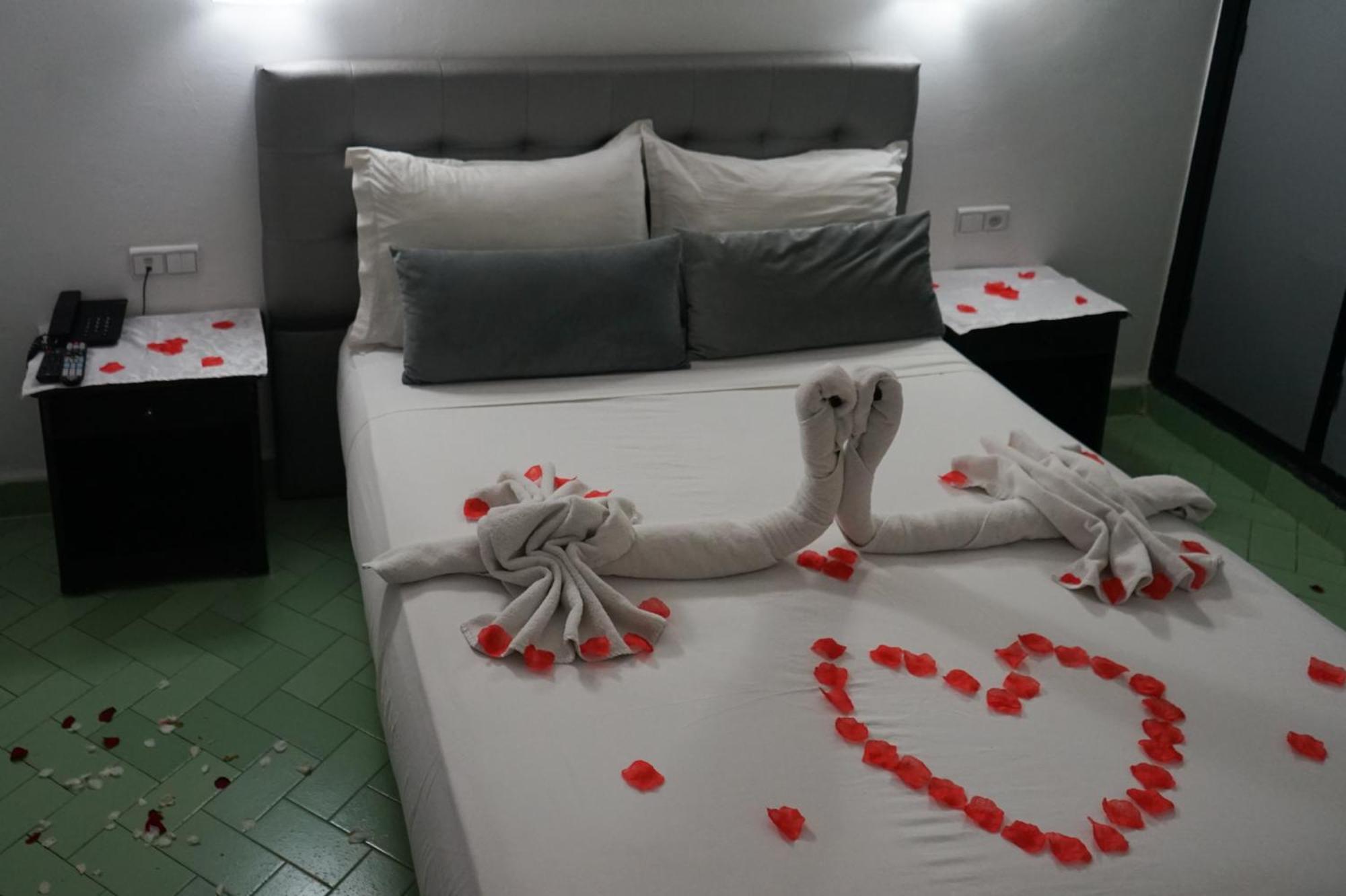 Hotel Nouzha Fez Kültér fotó