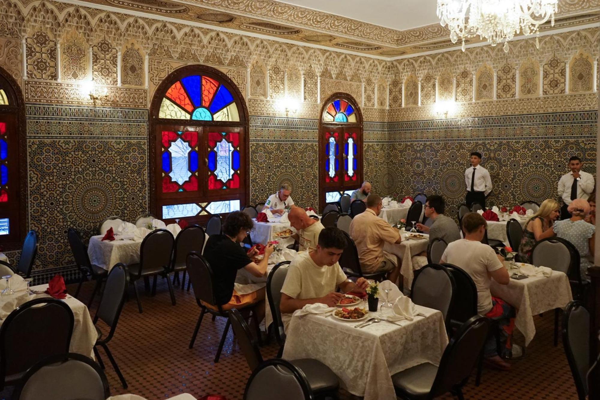Hotel Nouzha Fez Kültér fotó
