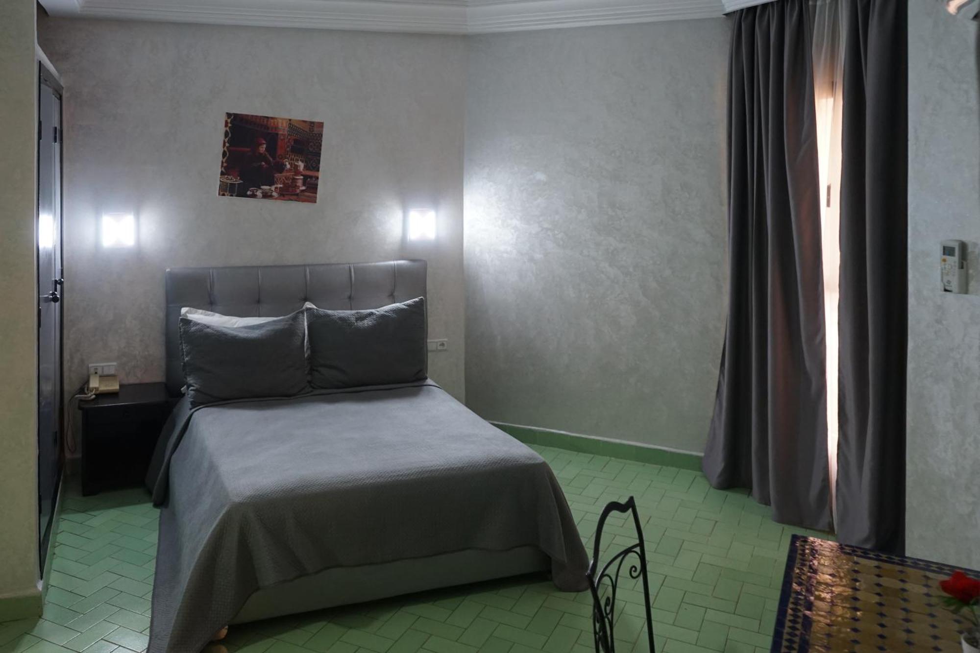 Hotel Nouzha Fez Kültér fotó
